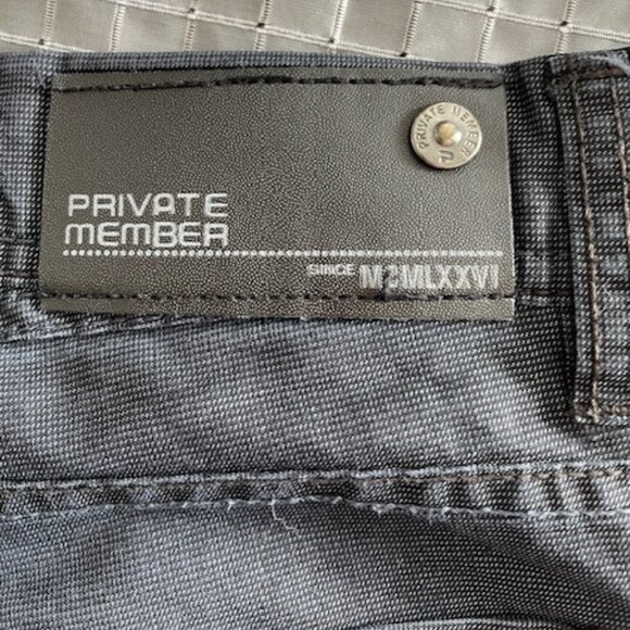 Private Member jeans soft denim size 33 waist 32 inseam 8 inches leg wide - Picture 7 of 7